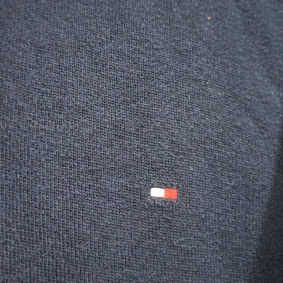 Tommy Hilfiger - Picture 4 of 4